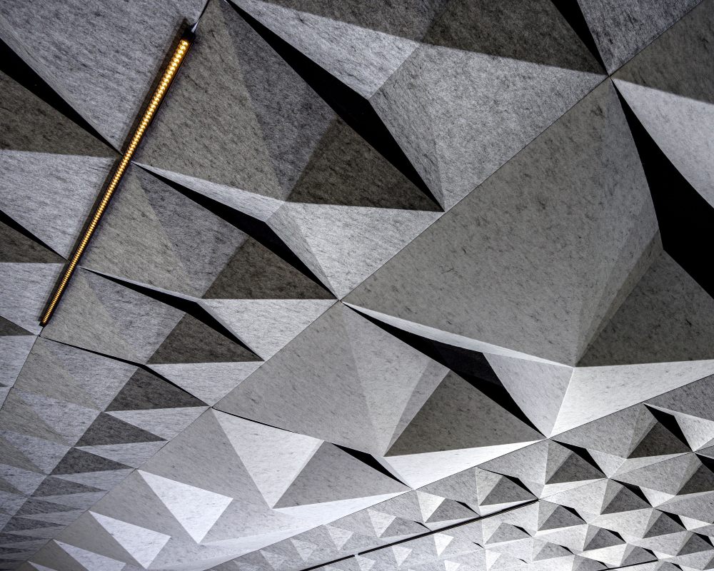 Q-CAT Lighting - Hunter Douglas HeartFelt Origami - LED Linear ULTIMA-S